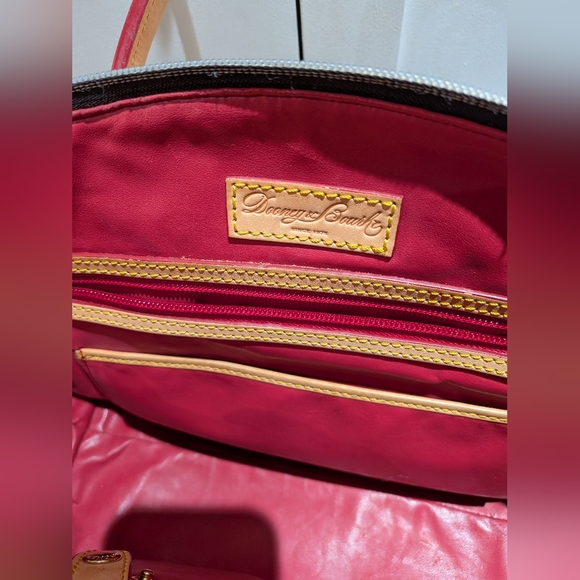 Dooney & Bourke Dark Brown Satchel Bag Pocketbook Great Condition - Picture 10 of 11